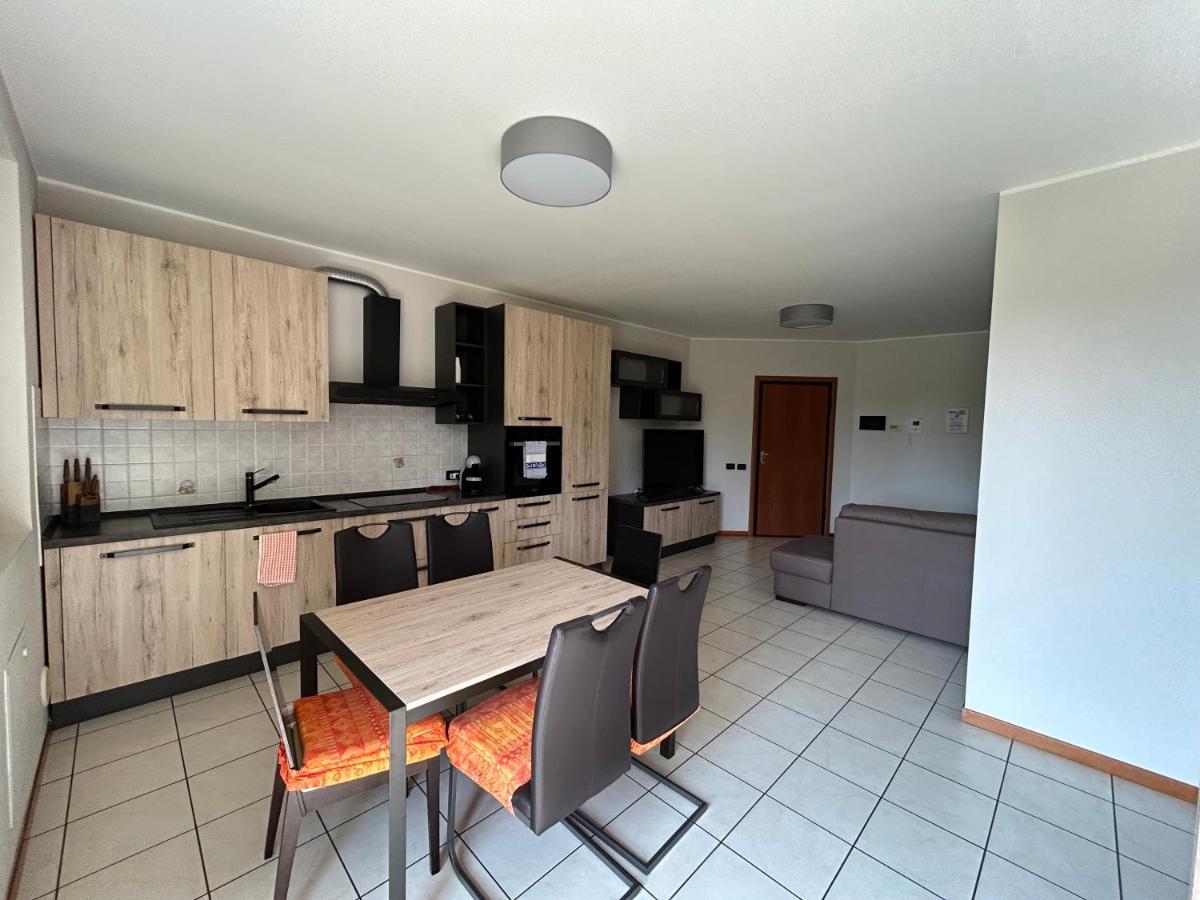 Appartamento Mimosa - Immobili E Soluzioni Rent เบรมบาเต ภายนอก รูปภาพ